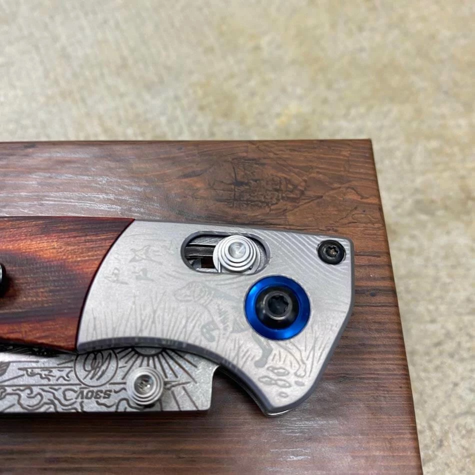 Benchmade 15085-2204 RINGNECK PHEASANT Mini Crooked River Folding Knife 3.4" Casey Underwood Artist Series LIMITED EDITION RINGNECK PHEASANT - Image 10