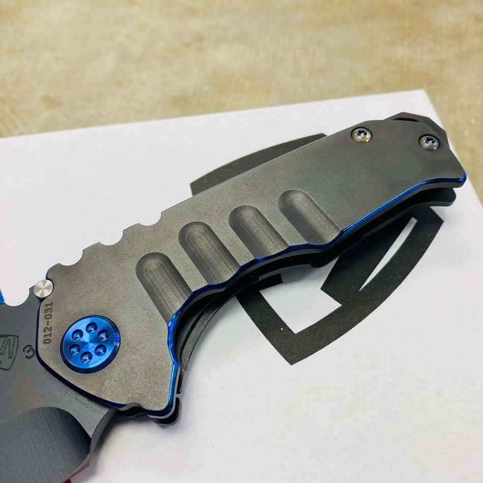 Medford Praetorian Genesis T 3V PVD 3.3" Drop Point TRON Design PVD Handle Blue Pinstripping Knife 012-031 - Image 4