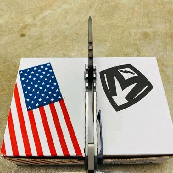 Medford Praetorian Genesis T S35VN Vulcan 3.3" Drop Point Engraved Fuller Grove Silver Predator Knife 010-089 - Image 8