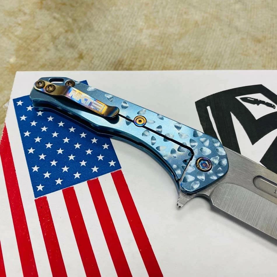 Medford Praetorian Slim Flipper 3.25" S35VN Drop Point Blade Aquamarine Falling Leaf Knife Serial 112-040 - Image 7