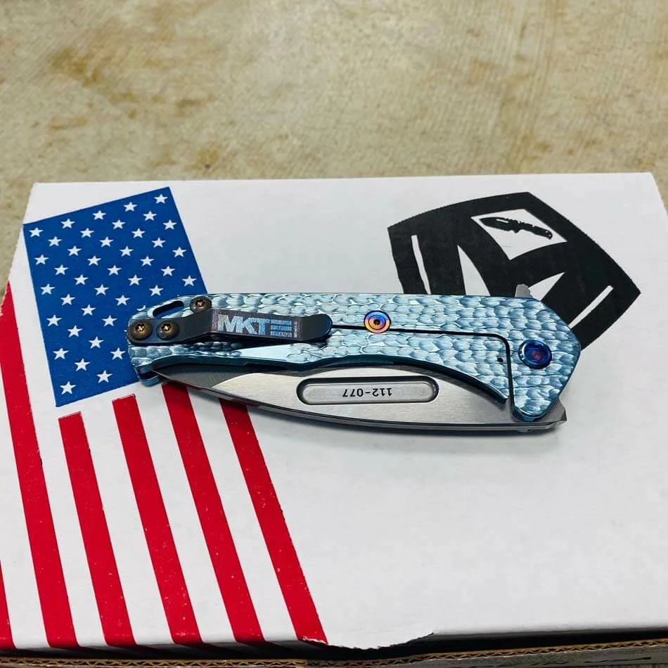 Medford Praetorian Slim Flipper 3.25" S35VN Drop Point Blade Aquamarine Water Ripples Knife Serial 112-077 - Image 9