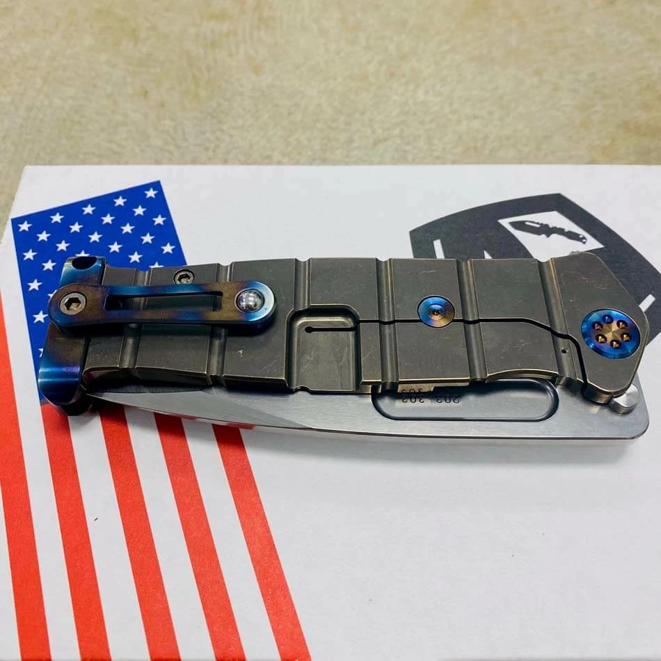 Medford USMC Fighter Flipper 4.25" Magnacut Blade Bronze Handles, Flamed Hardware Knife 203-303 Blade Show 2023 - Image 9