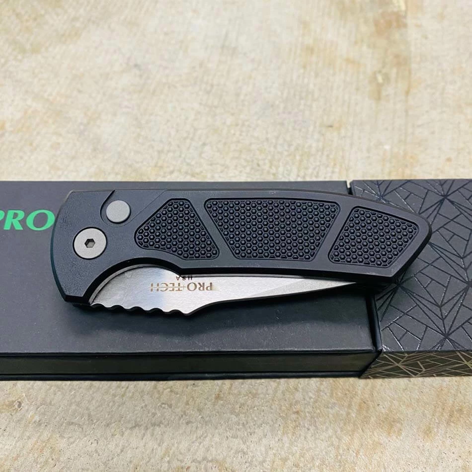 Protech LG405 Les George SBR Short Bladed Rockeye AUTO Folding Knife 2.5" S35VN Black Handles Stonewash Blade, Blasted Hardware - Image 7