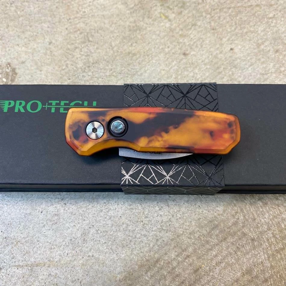 Protech Runt 5 R5301-DF Del Fuego Anodized Handle 1.9" Stonewash MAGNACUT Wharncliffe Blade Polished Hardware Automatic Knife - Image 8