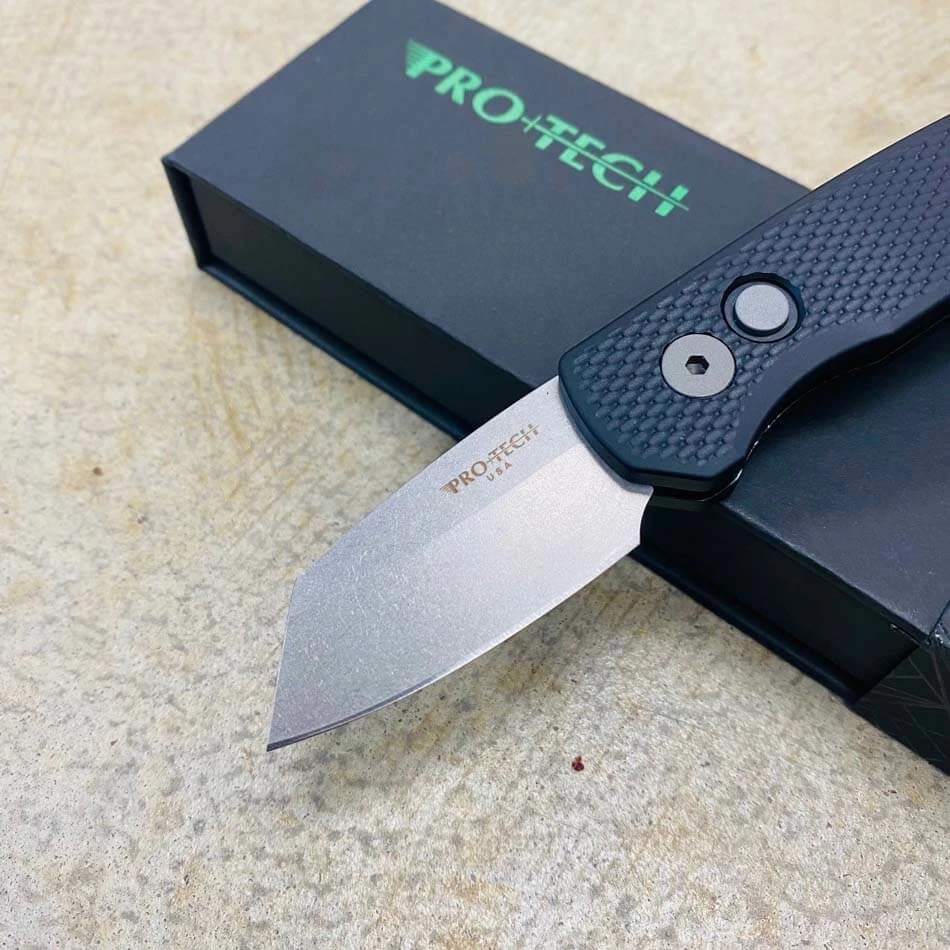 Protech Runt 5 R5405 Textured Black Handle 1.9" Stonewash MAGNACUT Reverse Tanto Blade Automatic Knife - Image 2