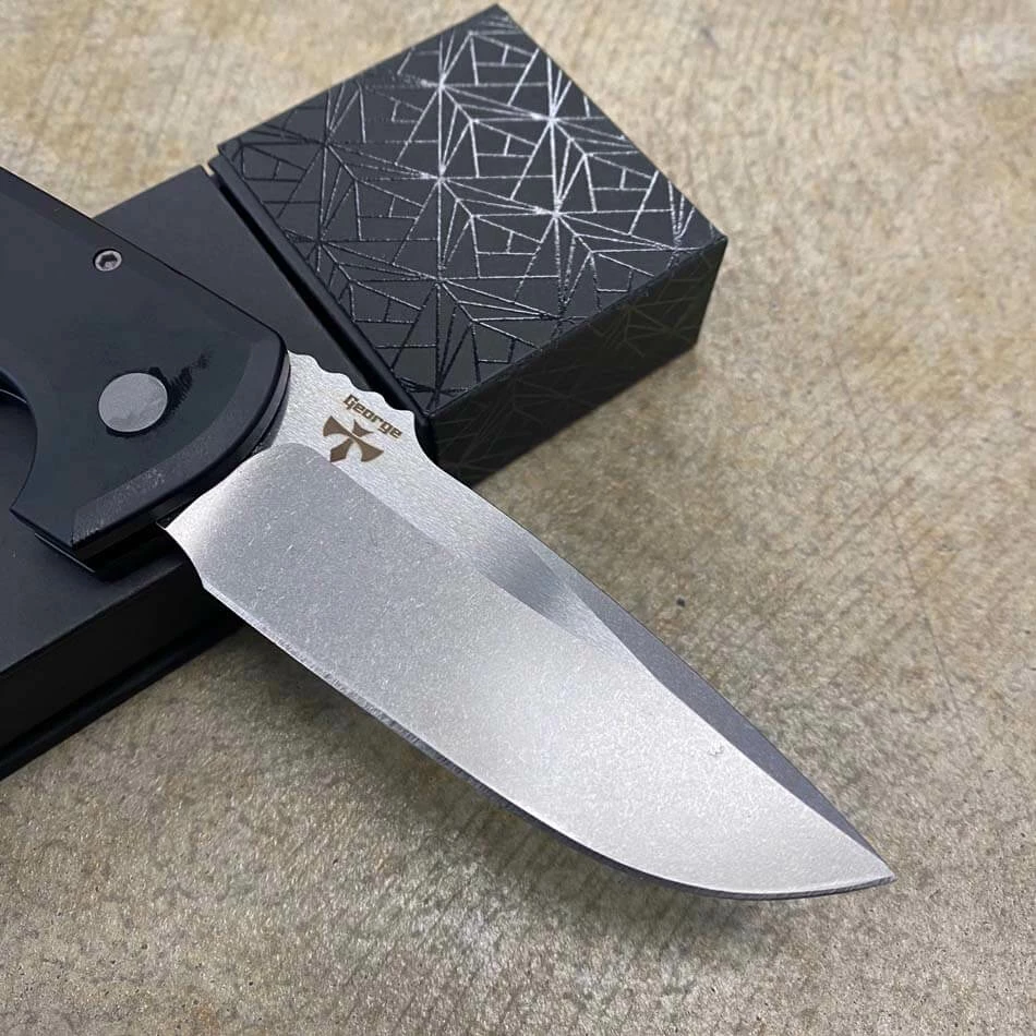 Protech LG305 Les George Rockeye 3.4" CPM-S35VN Blade, Textured Black Handles, Blasted Hardware, Black Clip, Automatic Knife - Image 4